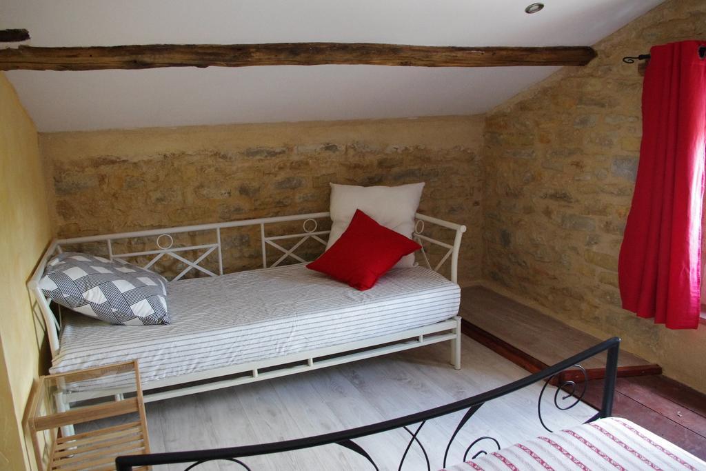 la prade basse Bed and Breakfast Saint-Antonin Kamer foto