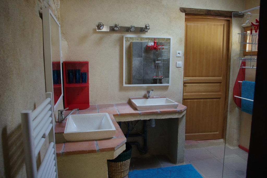 la prade basse Bed and Breakfast Saint-Antonin Kamer foto