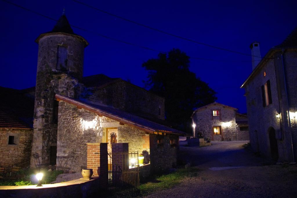 la prade basse Bed and Breakfast Saint-Antonin Kamer foto