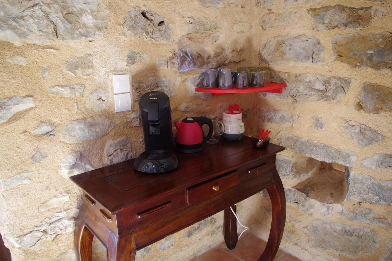 la prade basse Bed and Breakfast Saint-Antonin Buitenkant foto